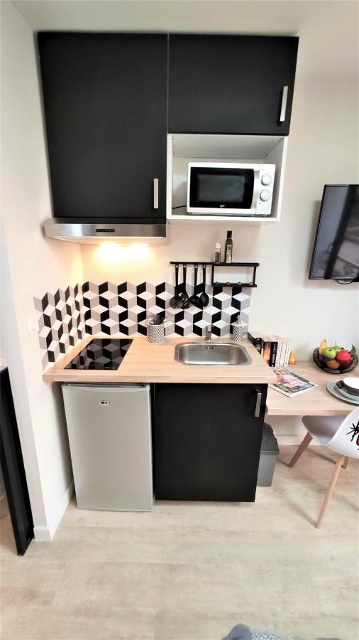 Home&Work 101 - Hypercentre - Parking A Proximite Niort Bagian luar foto